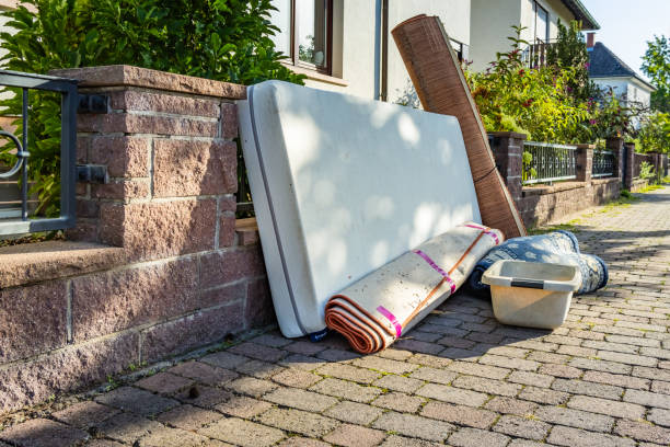 Best Attic Cleanout  in Elton, LA